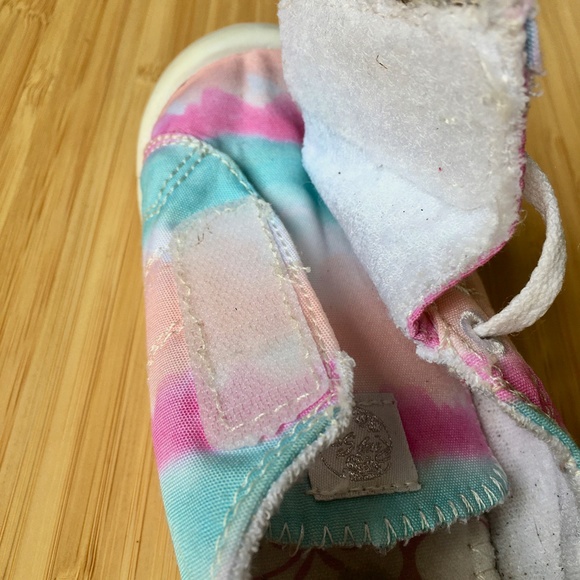 Pretty pastel rainbow tie dye Roxy sneakers - Picture 4 of 6